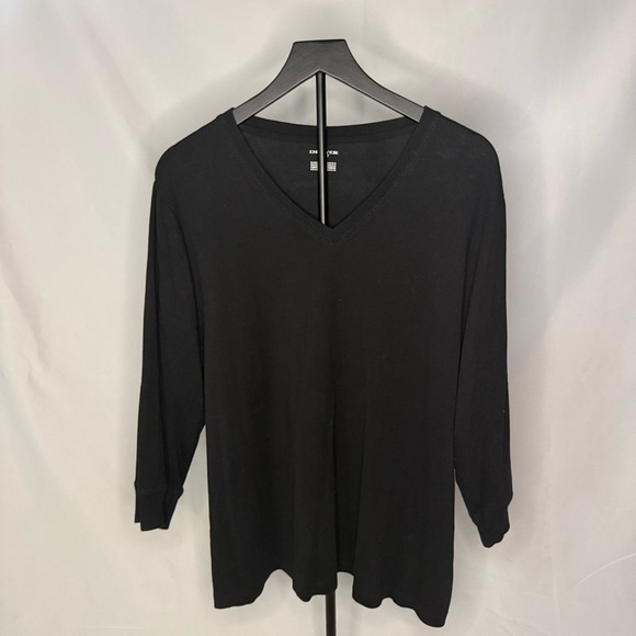 Jones New York Tops - Jones New York Sport Black V-Neck Shirt | Size 3X | Excellent Used Condition